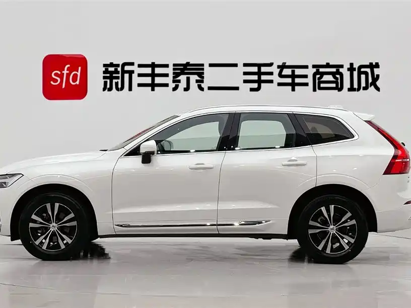 Volvo XC60 2024 — фото 4