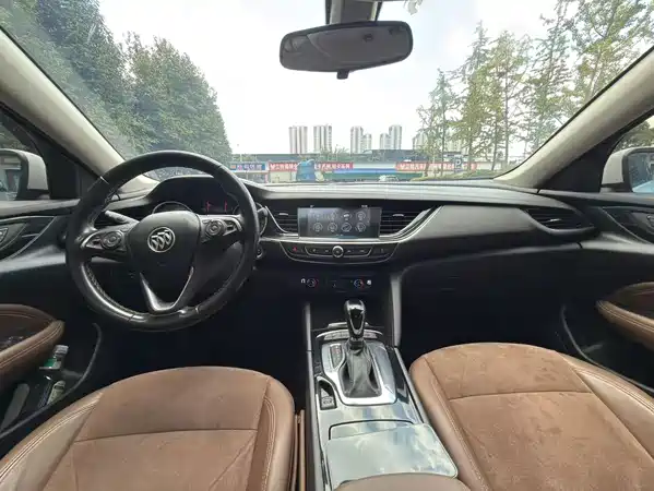 Buick Regal 2019