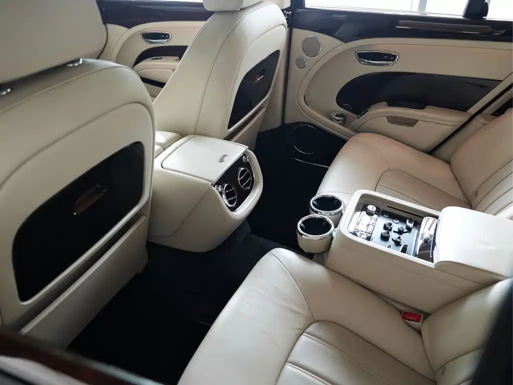 Bentley Mulsanne 2013 — фото 11