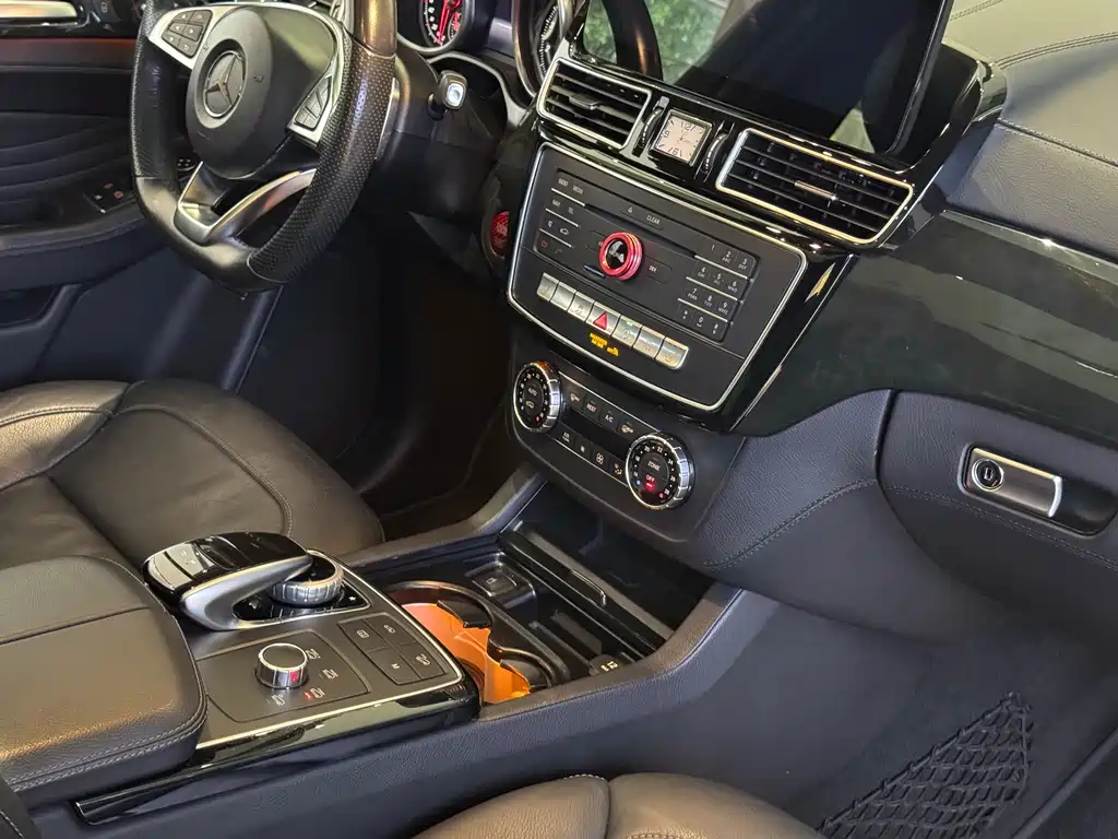 Mercedes-Benz GLE Coupe AMG 2017 — фото 10