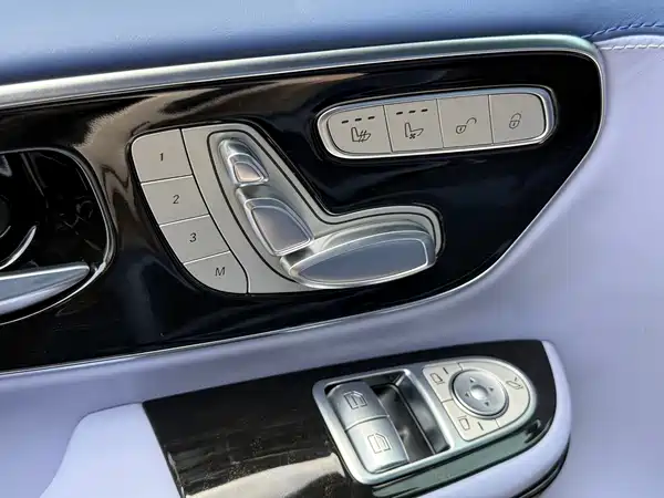 Mercedes-Benz V-Class 2023
