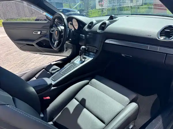 Porsche 718 2020