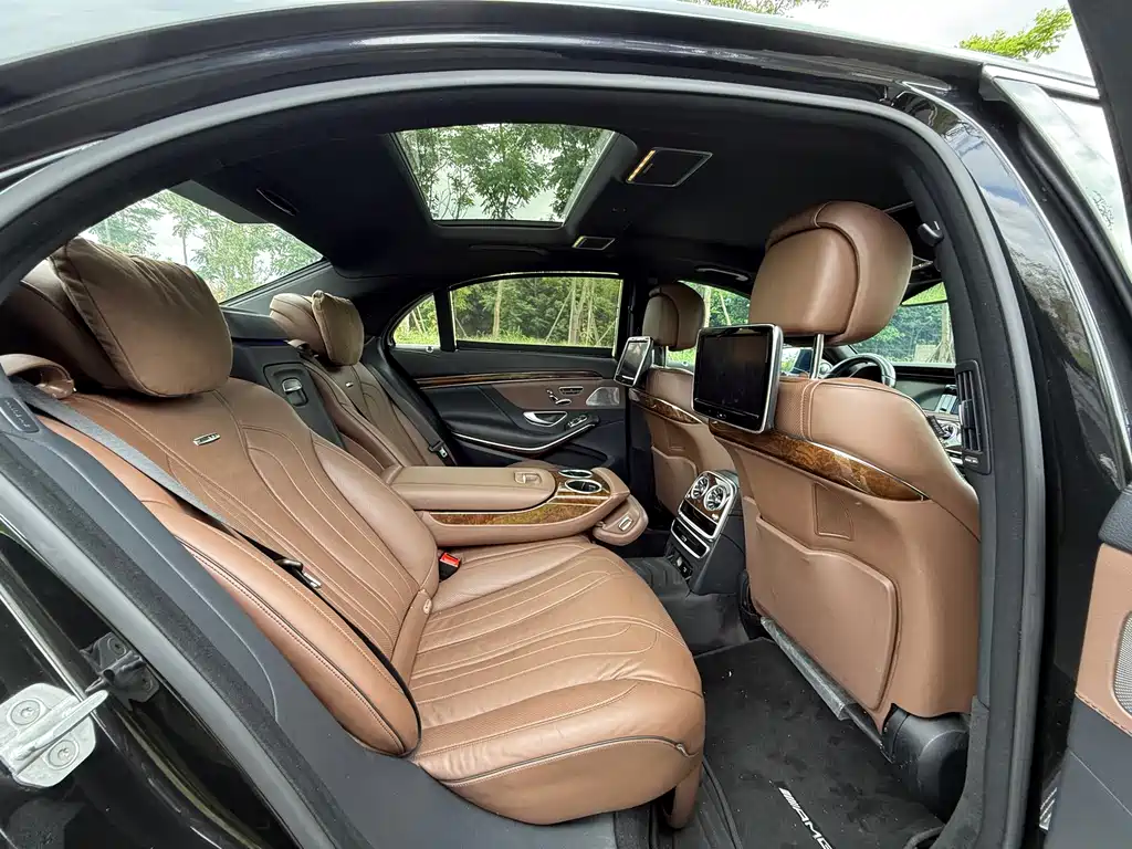Mercedes-Benz S-Class AMG 2015 — фото 9