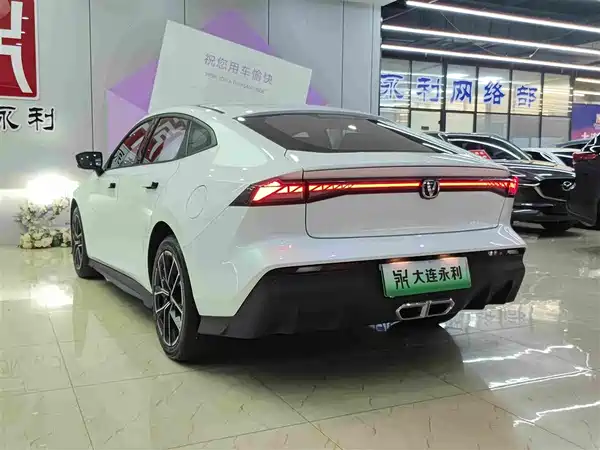Changan UNI-V Smart Electric Idd 2024