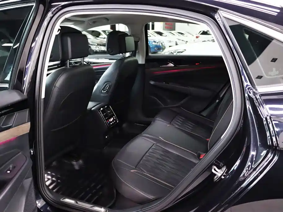 Volkswagen Passat 2021