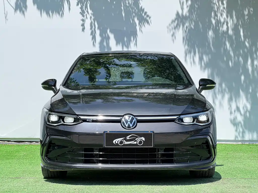 Volkswagen Golf 2023