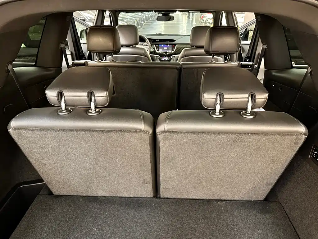 Cadillac XT6 2022 — фото 14