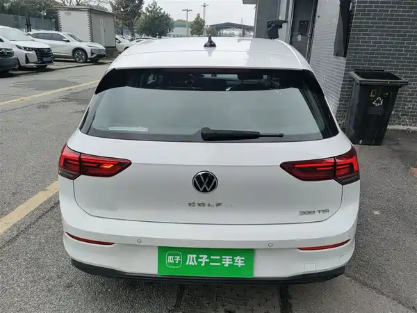 Volkswagen Golf 2023