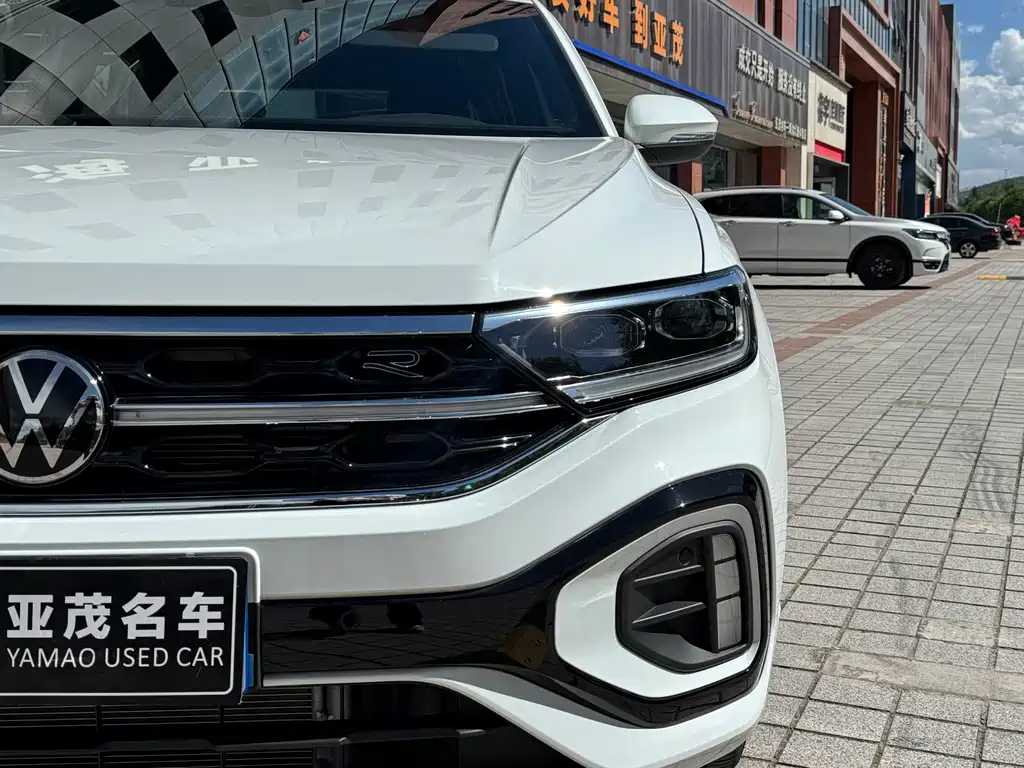Volkswagen T-Roc 2025