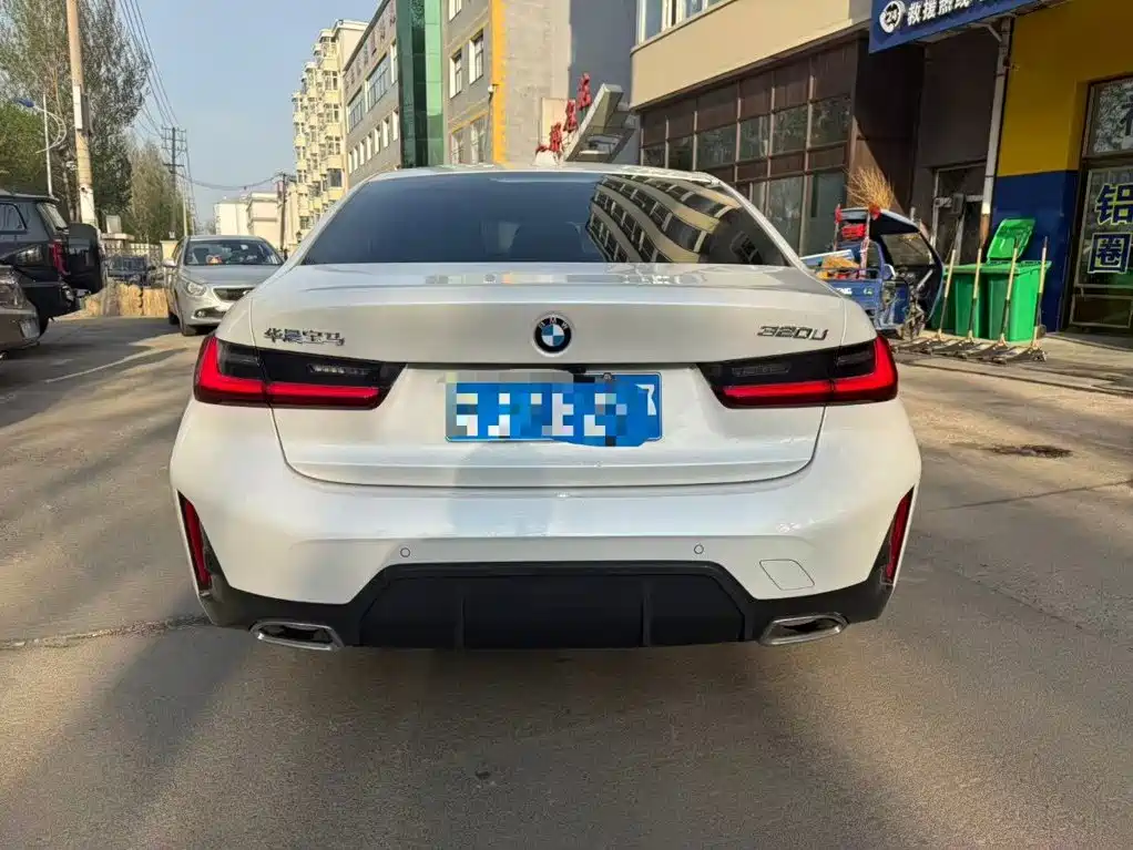 BMW 3 Series 2023
