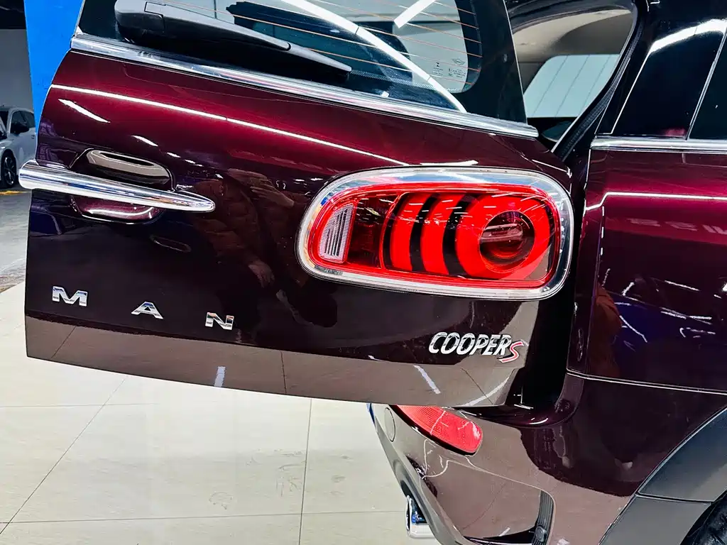 MINI Clubman 2017 — фото 15