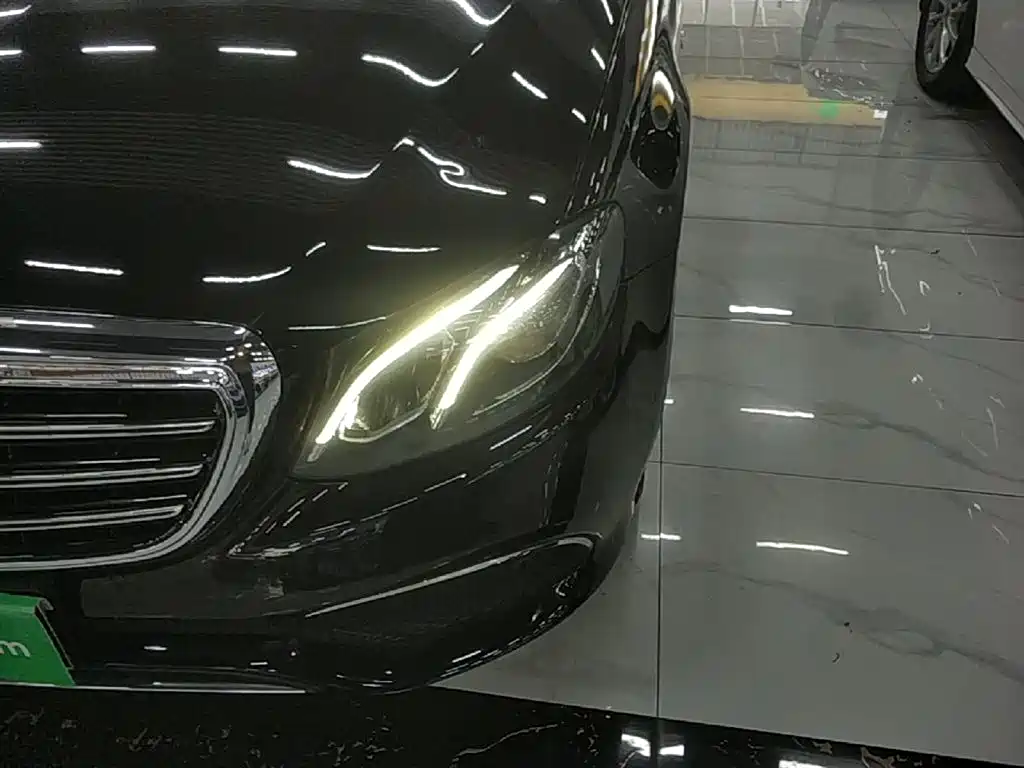Mercedes-Benz E-Class 2020 — фото 24