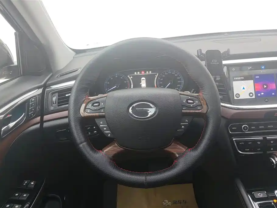 GAC Motor Trumpchi GS8 2018 — фото 15