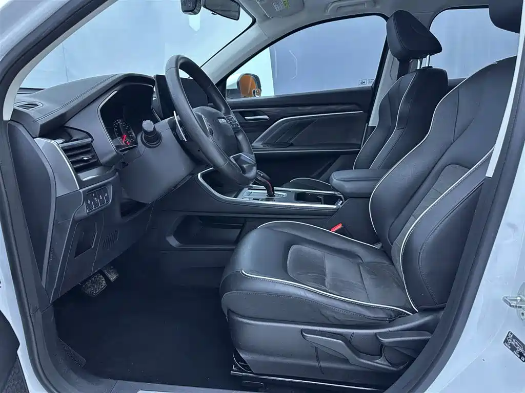 Haval H6 2021 — фото 16