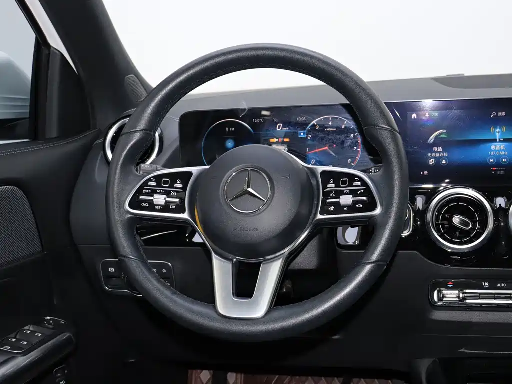 Mercedes-Benz GLA 2021 — фото 14