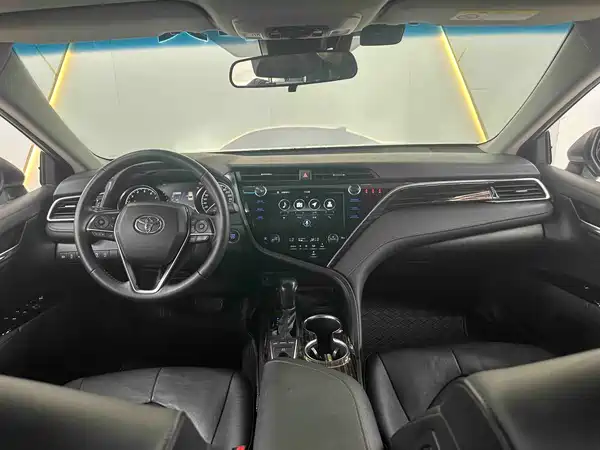Toyota Camry 2020