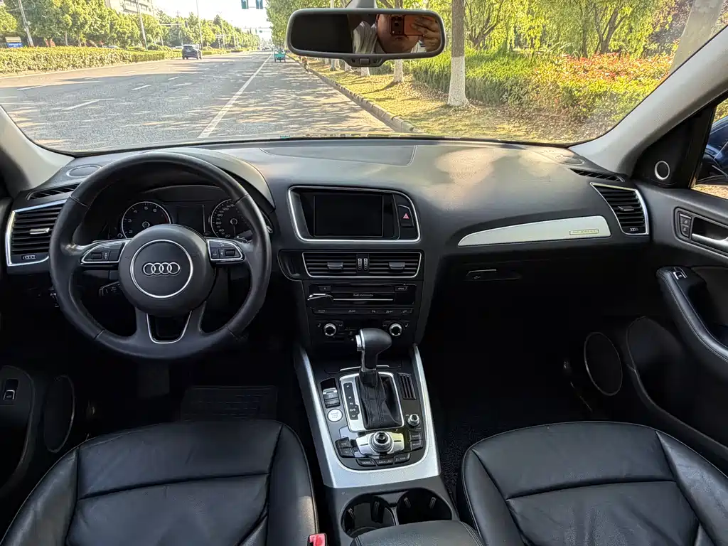 Audi Q5 2015 — фото 11