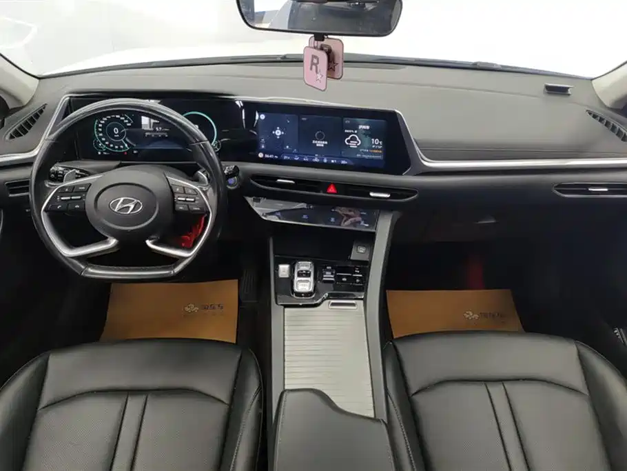 Hyundai Sonata 2021 — фото 12
