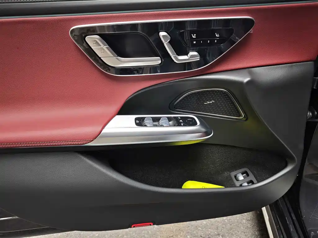 Mercedes-Benz E-Class New Energy 2025 — фото 18