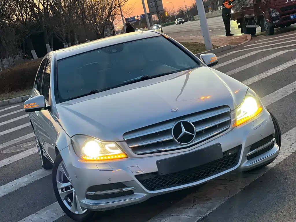 Mercedes-Benz C-Class 2013 — фото 18