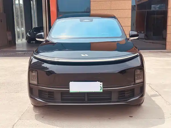 Li Auto L8 2024