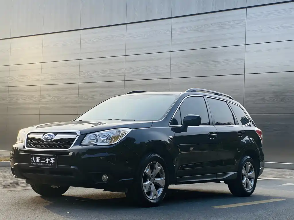 Subaru Forester 2014 — фото 1