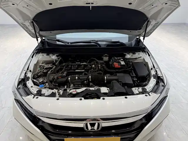 Honda Accord 2020 — фото 8