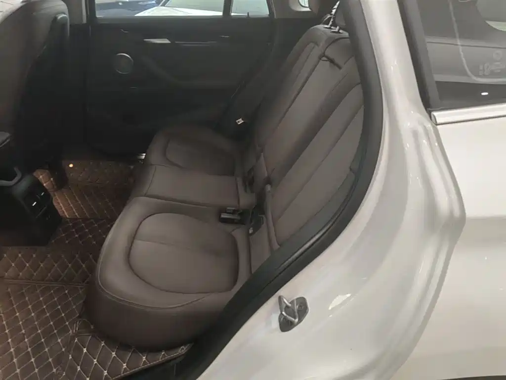 BMW X1 2023 — фото 17