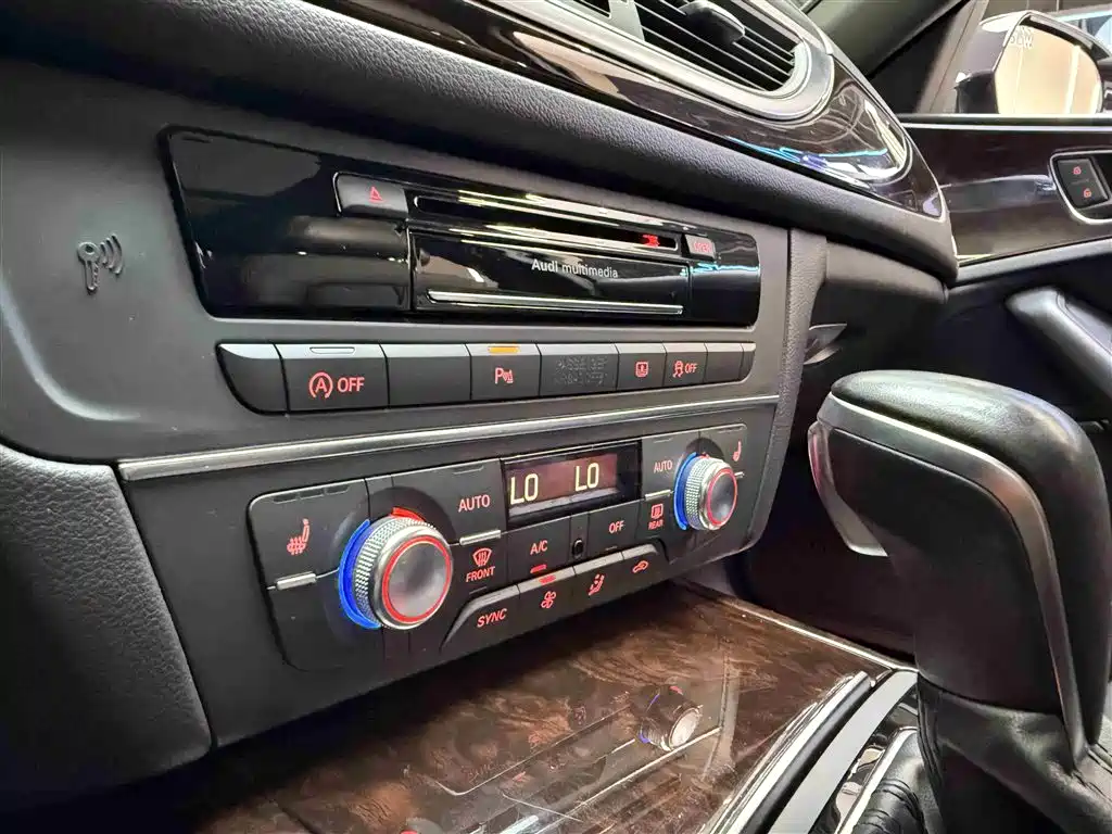 Audi A6L 2019 — фото 23