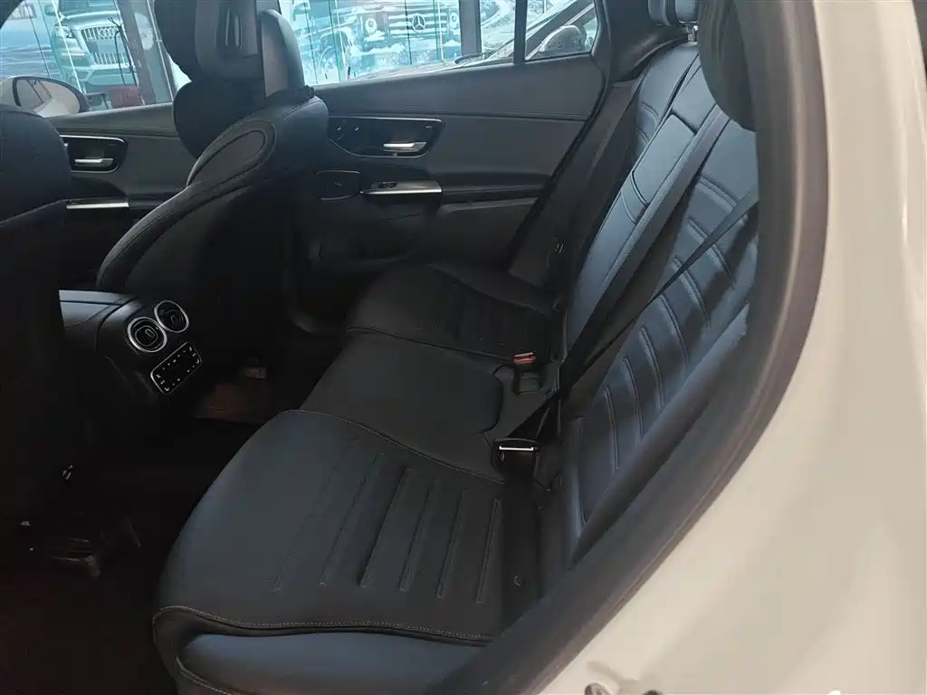 Mercedes-Benz GLC 2023 — фото 13