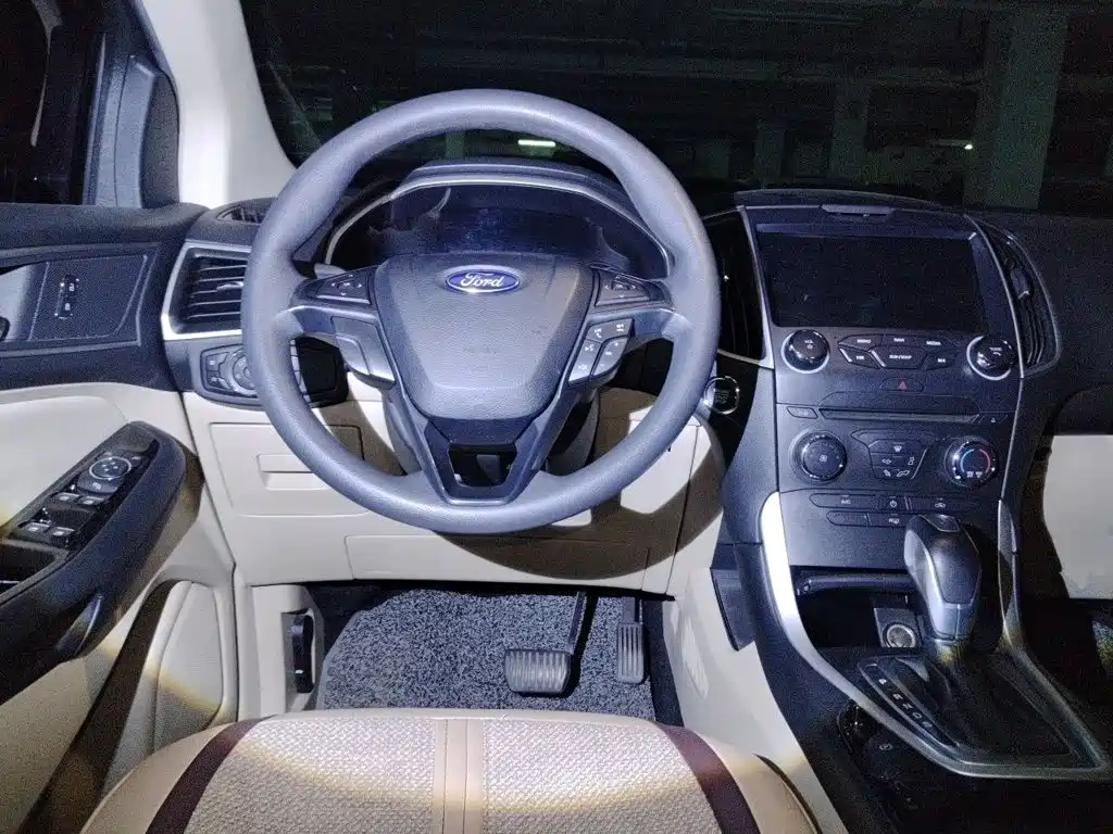 Ford Edge 2017