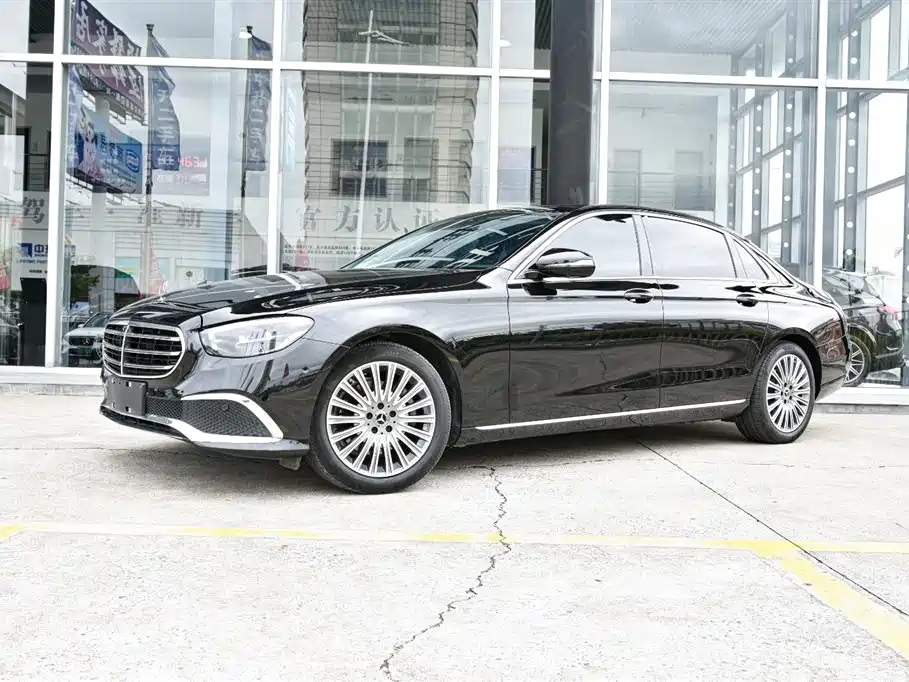 Mercedes-Benz E-Class 2023