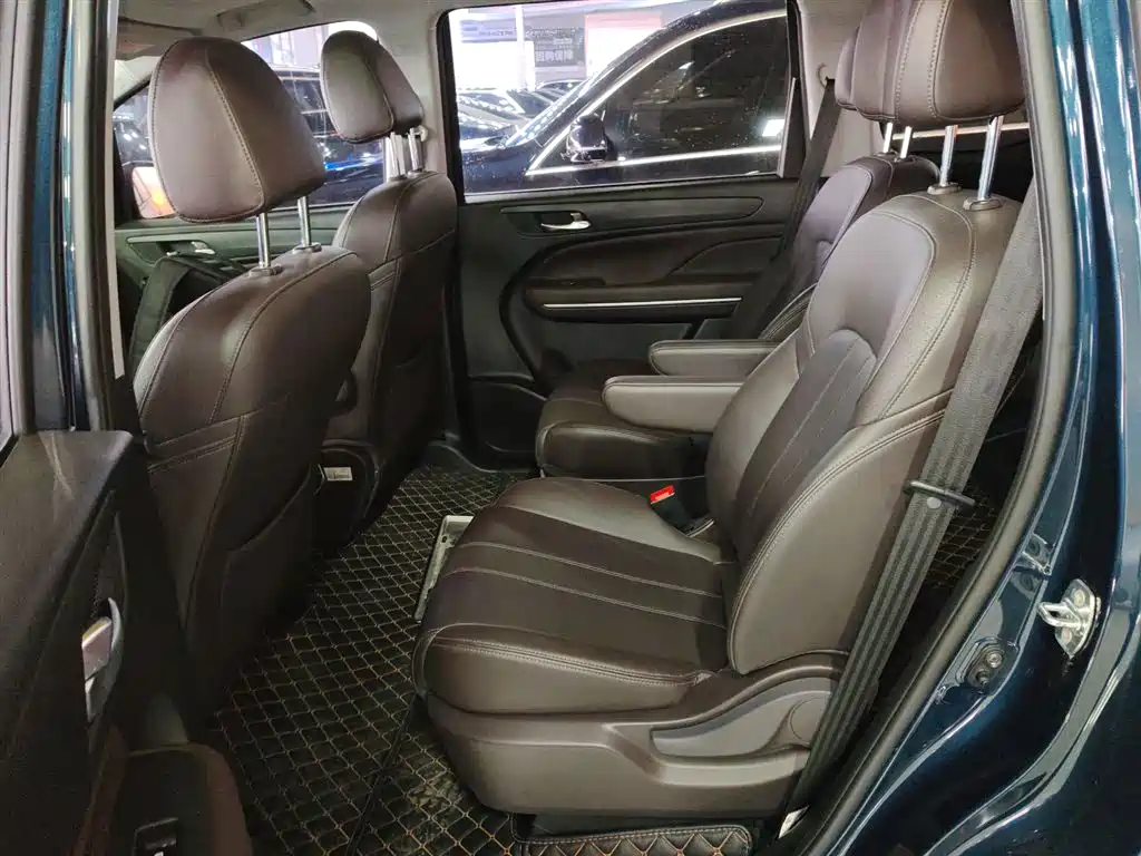GAC Motor Trumpchi M6 2020 — фото 17