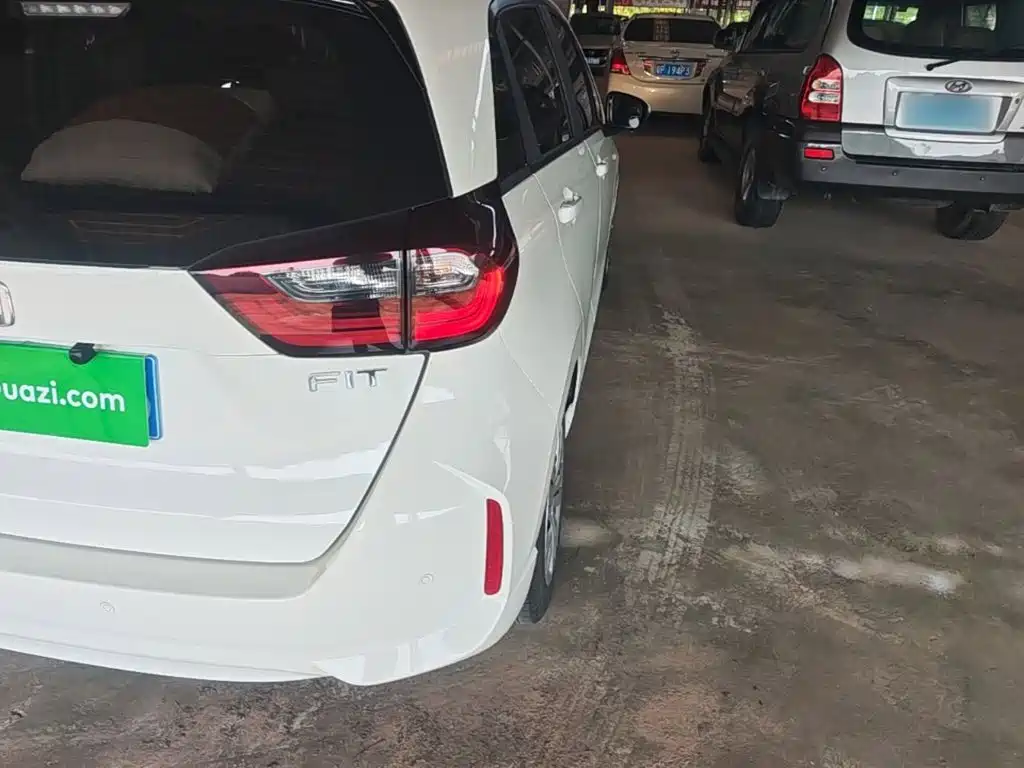 Honda Fit 2023 — фото 8