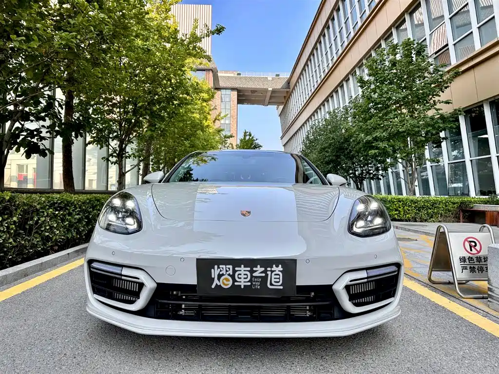 Porsche Panamera 2022 — фото 2