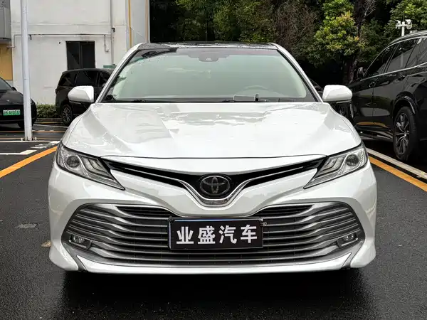 Toyota Camry 2018