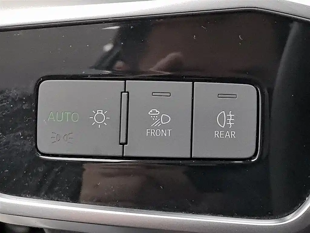 Audi A6L 2020 — фото 21