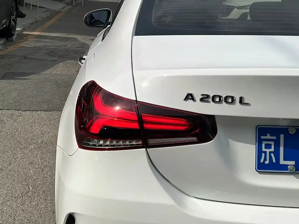 Mercedes-Benz A-Class 2023 — фото 10