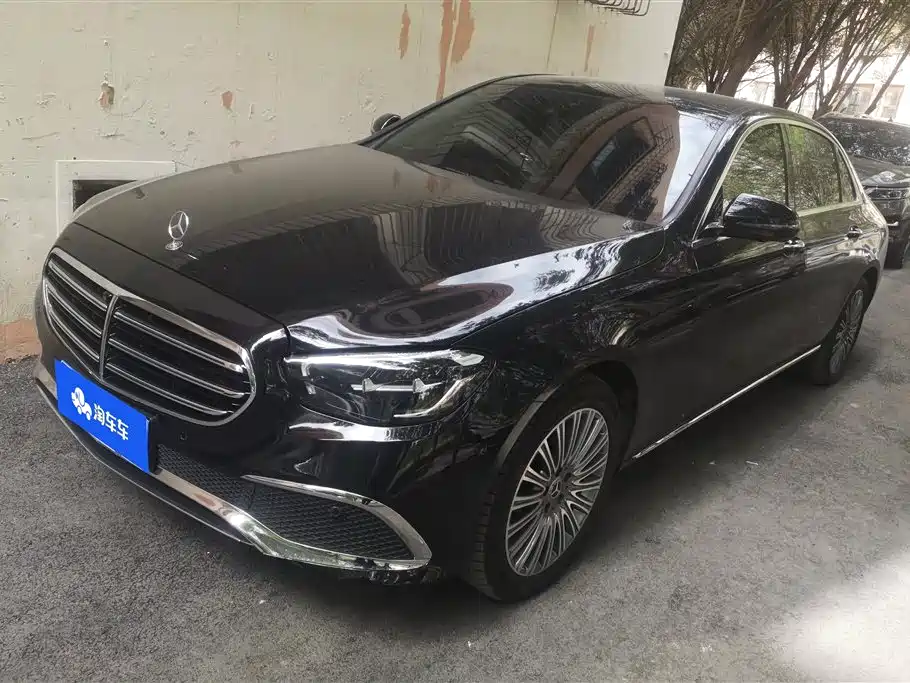 Mercedes-Benz E-Class 2023
