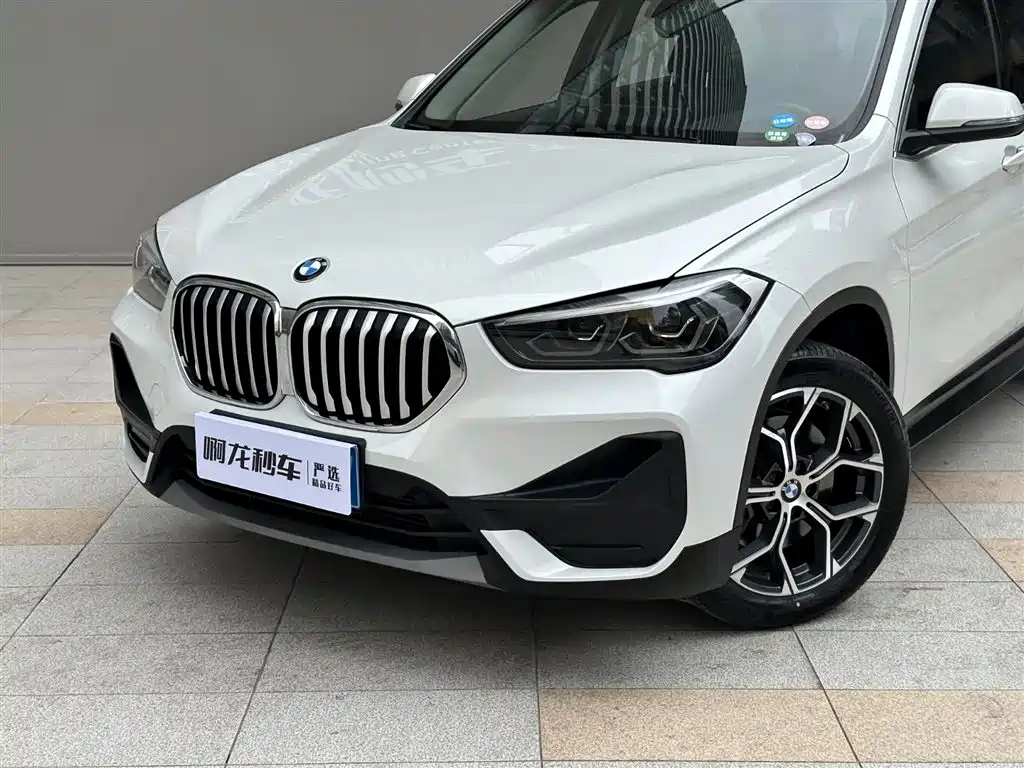 BMW X1 2020 — фото 3