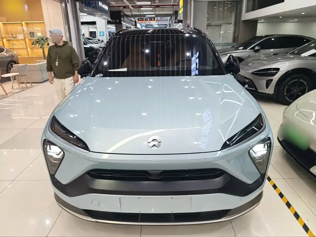 NIO ES6 2021