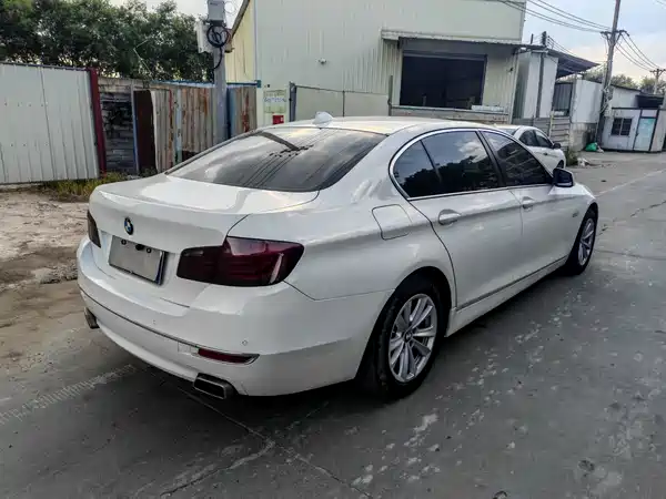 BMW 5 Series 2012