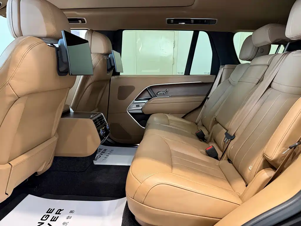 Land Rover Range Rover 2024 — фото 15