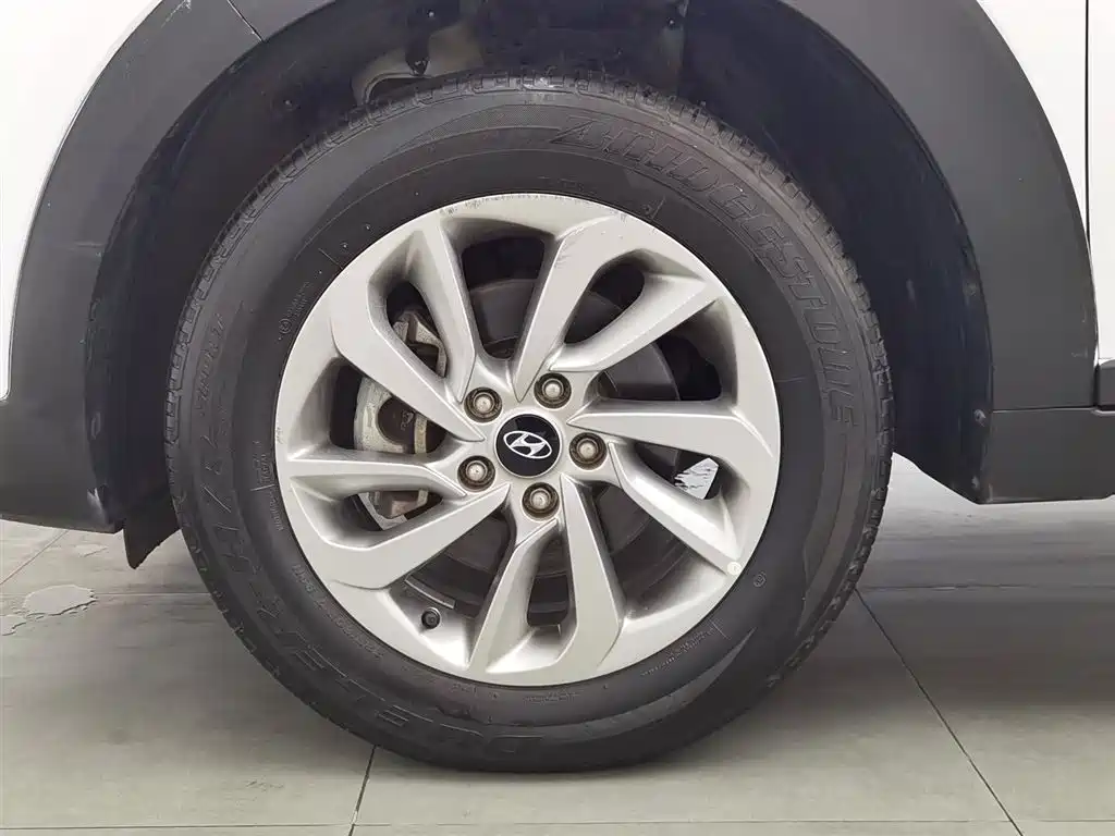 Hyundai Tucson 2018 — фото 17