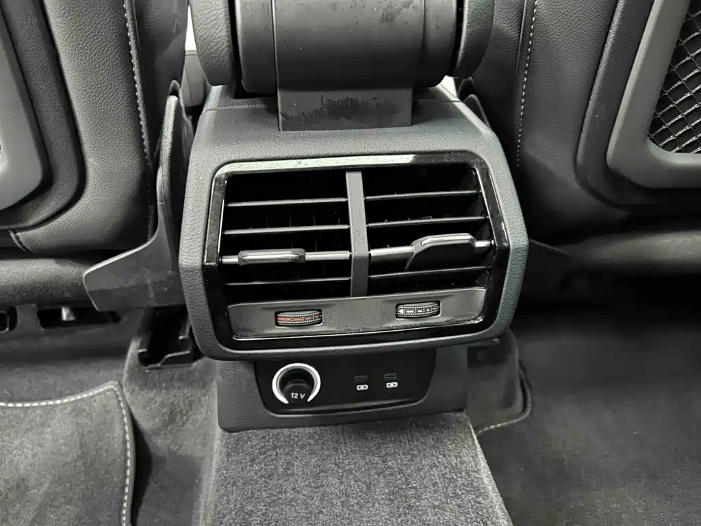 Audi Q3 2023 — фото 15