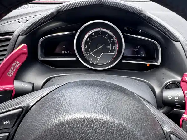 Mazda 3 Axela 2015