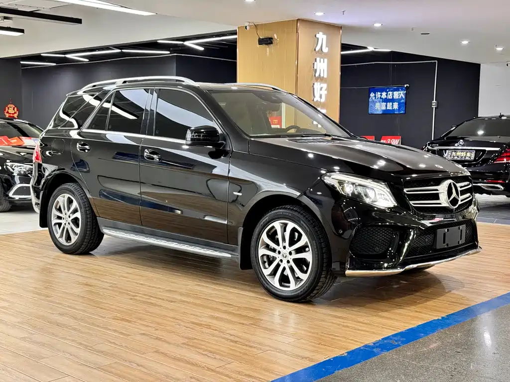 Mercedes-Benz GLE 2019 — фото 3