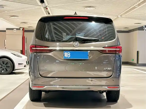 Buick GL8 2023
