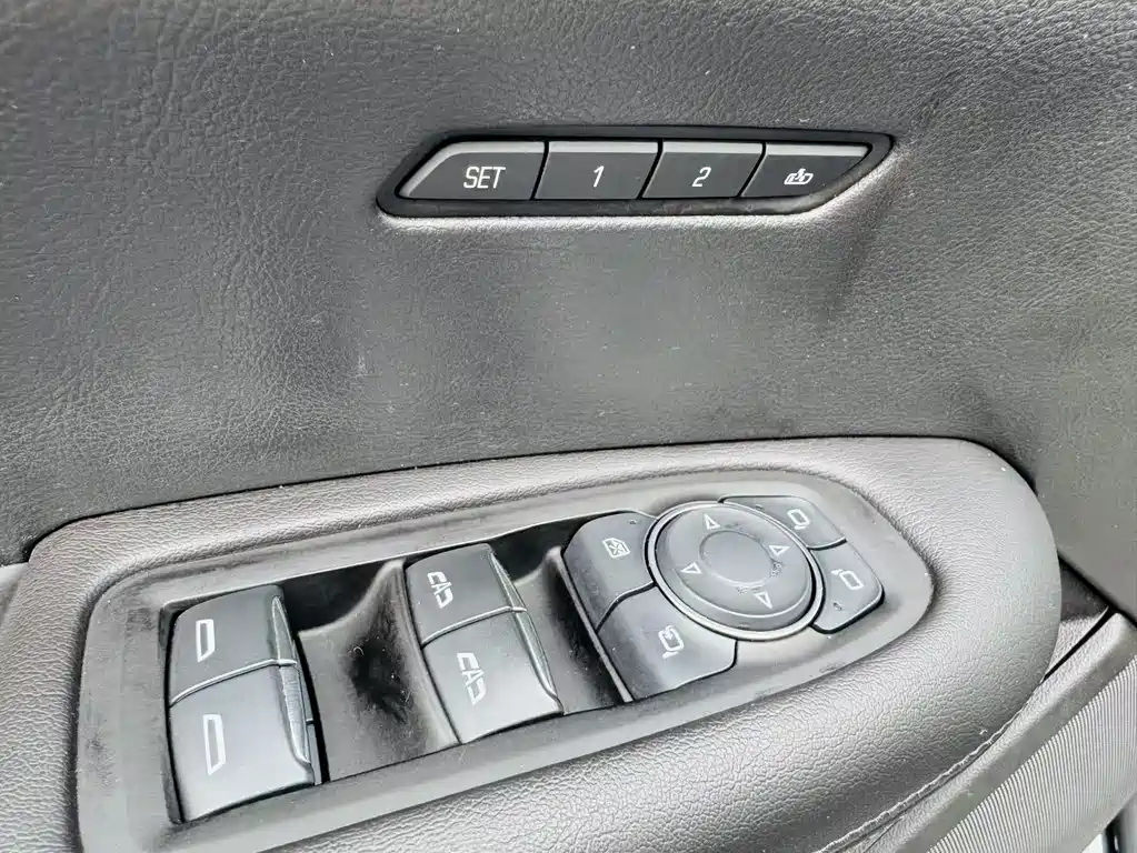 Cadillac XT5 2018 — фото 14