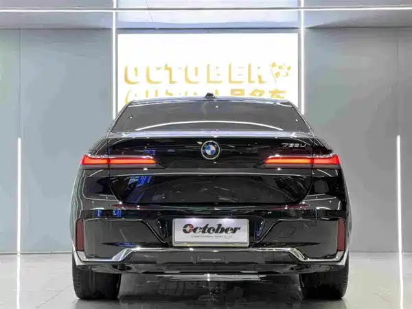 BMW 7 Series 2024